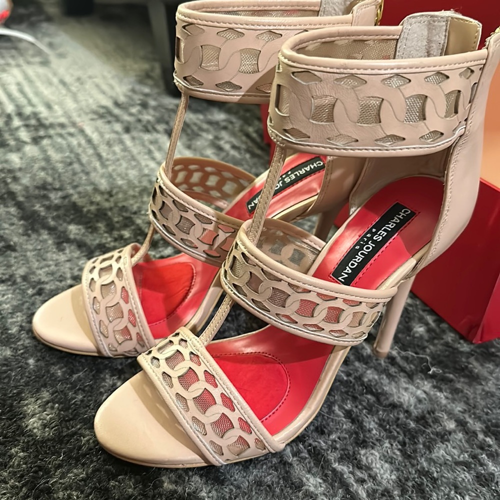 Sweet creamy heels